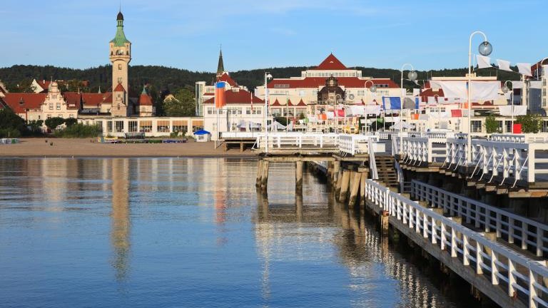 shutterstock_78609532 Morning in the holiday resort of Sopot, Poland.jpg